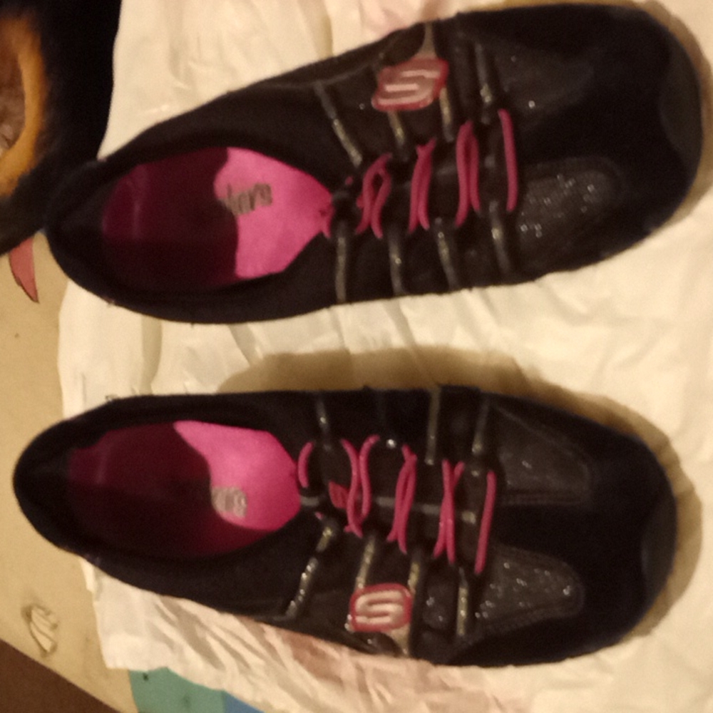 Sketckers shoes